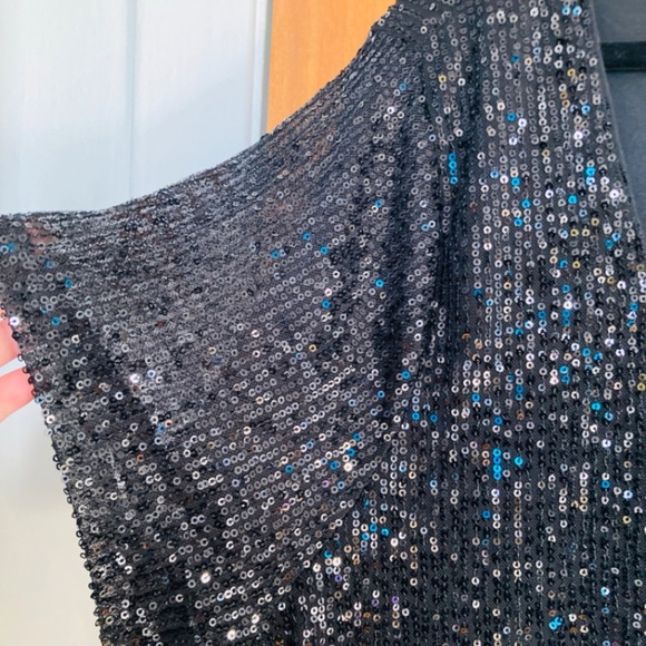 Square Neck Short Sleeve Knee Length Sparkly Lined Dress - Picture 8 of 11